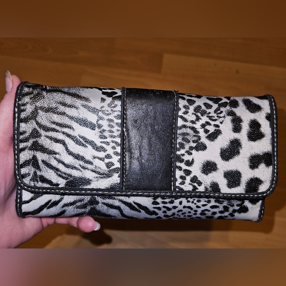 Black White Animal Print Tri Fold Ladies Wallet